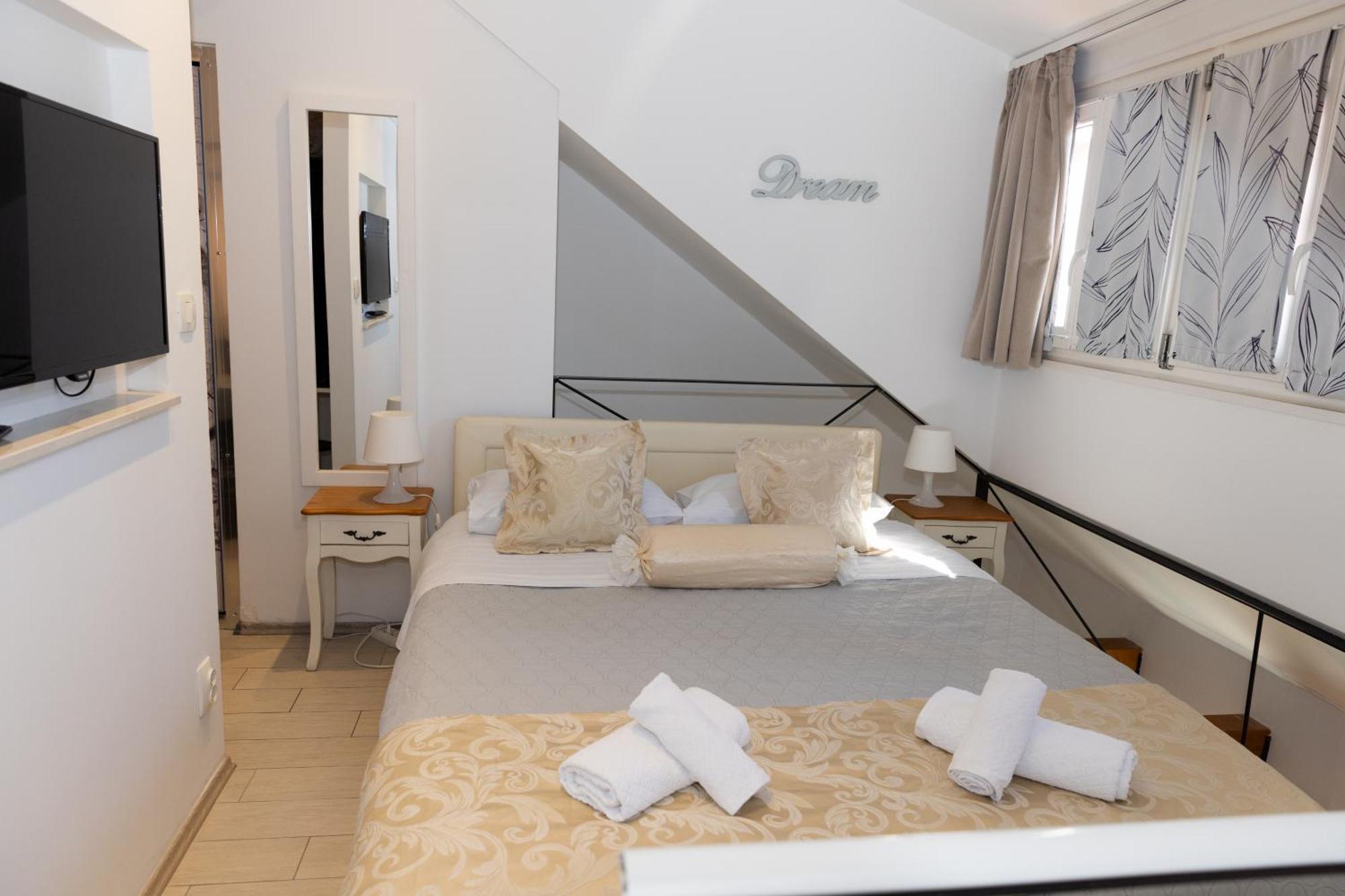 Central Split Rooms And Apartments Paese Εξωτερικό φωτογραφία